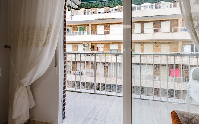 Revente - Appartement -
Torrevieja - Costa Blanca