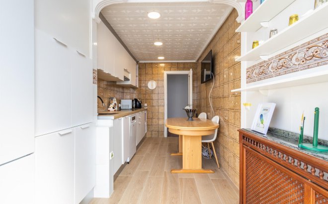 Resale - Apartment -
Torrevieja - Costa Blanca