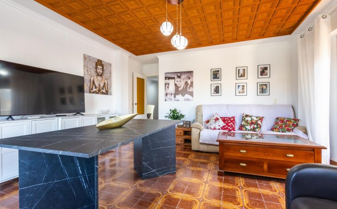 Resale - Apartment -
Torrevieja - Costa Blanca