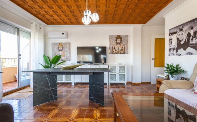 Resale - Apartment -
Torrevieja - Costa Blanca