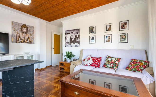 Resale - Apartment -
Torrevieja - Costa Blanca