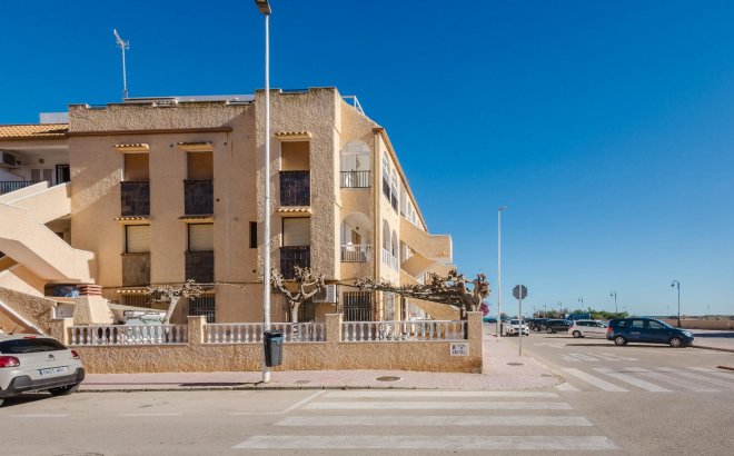 Resale - Bungalow -
Torrevieja - Costa Blanca