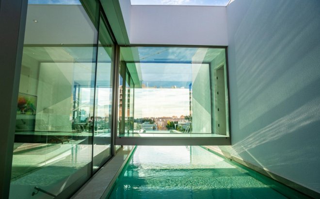 Resale - Villa -
Orihuela Costa - Costa Blanca