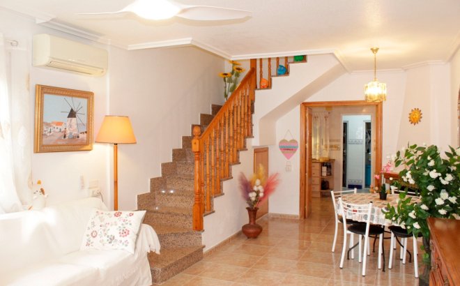 Resale - Villa -
Torre de la Horadada - Costa Blanca