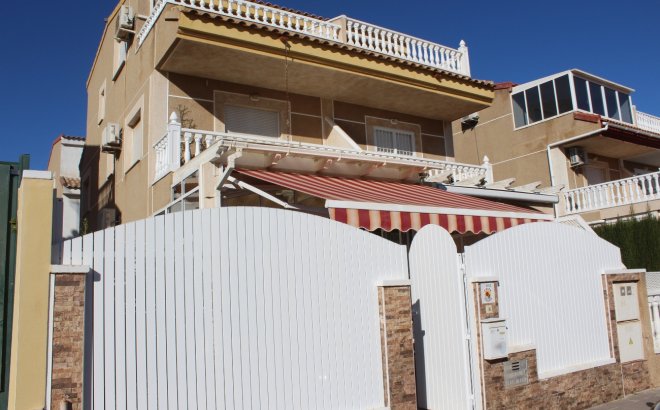 Resale - Villa -
Torre de la Horadada - Costa Blanca