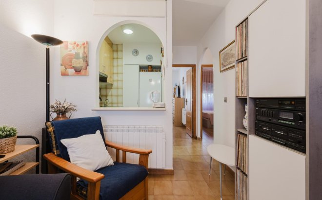 Resale - Bungalow -
Torrevieja - Costa Blanca