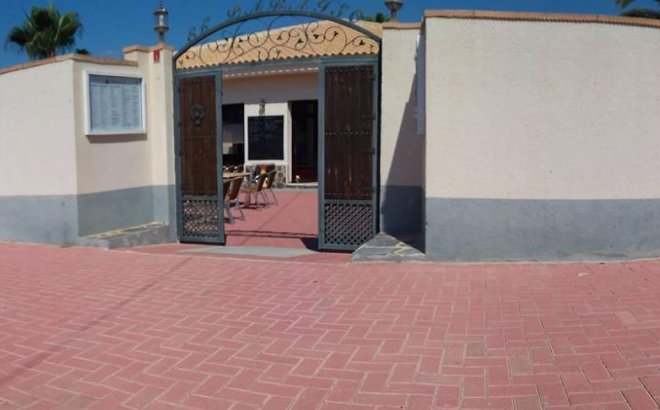 Resale - Bungalow -
Torrevieja - Costa Blanca