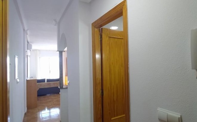 Revente - Appartement -
Torrevieja - CASCO URBANO