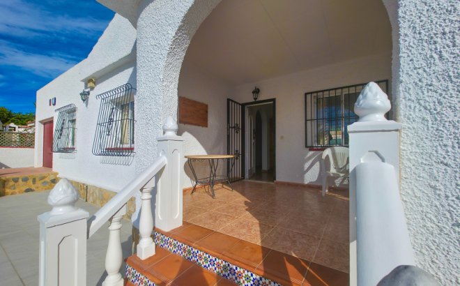 Revente - Villa -
Torrevieja - Costa Blanca