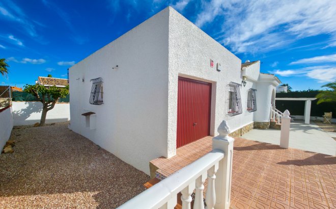 Revente - Villa -
Torrevieja - Costa Blanca
