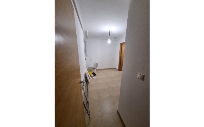 Herverkoop - Appartement -
Torrevieja - Costa Blanca