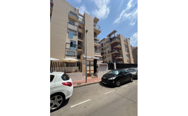 Resale - Penthouse -
Torrevieja - Punta Prima