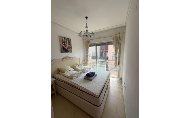 Resale - Penthouse -
Torrevieja - Punta Prima