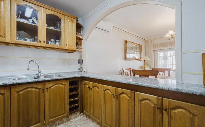 Herverkoop - Appartement -
Torrevieja - Costa Blanca