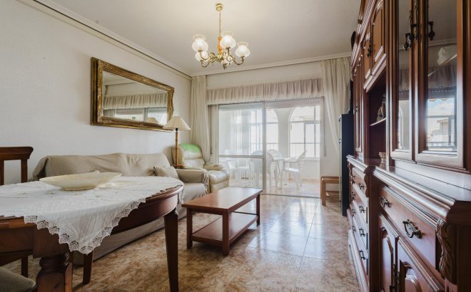 Herverkoop - Appartement -
Torrevieja - Costa Blanca