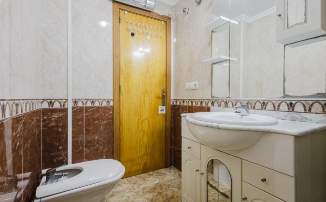 Herverkoop - Appartement -
Torrevieja - Costa Blanca