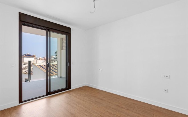 Herverkoop - Appartement -
Orihuela Costa - Costa Blanca