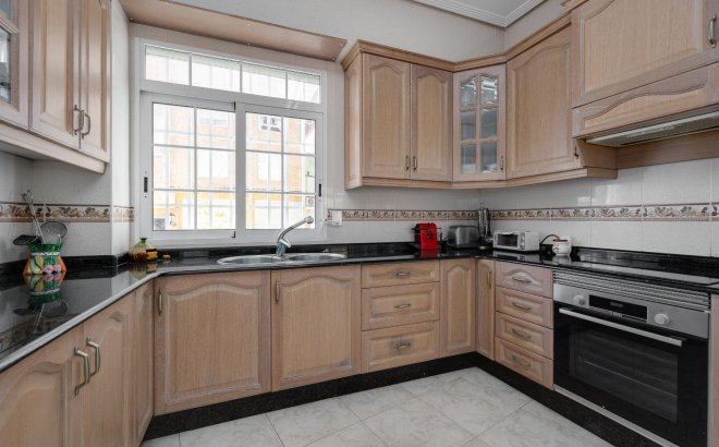 Revente - Appartement -
Torrevieja - Costa Blanca