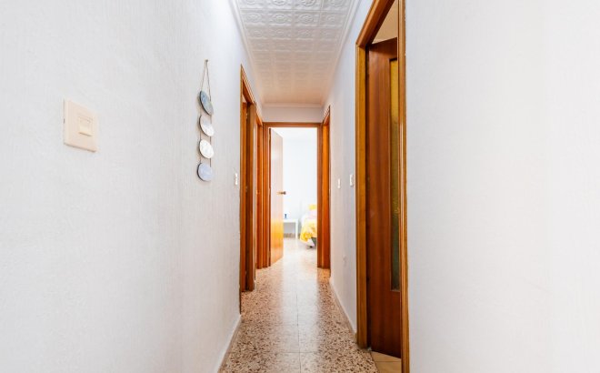 Herverkoop - Appartement -
Torrevieja - Costa Blanca