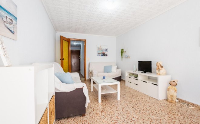 Herverkoop - Appartement -
Torrevieja - Costa Blanca