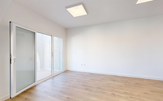 Resale - Bungalow -
Orihuela Costa - Costa Blanca