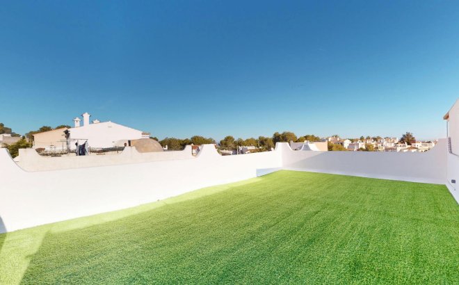 Resale - Bungalow -
Orihuela Costa - Costa Blanca