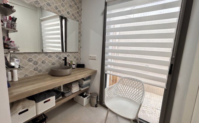 Resale - Villa -
San Miguel de Salinas - Costa Blanca