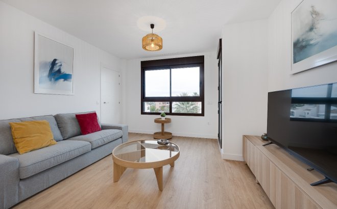 Herverkoop - Penthouse -
Villamartin - Costa Blanca