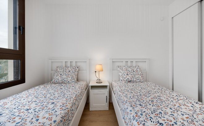 Herverkoop - Penthouse -
Villamartin - Costa Blanca