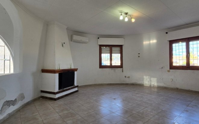 Herverkoop - Villa -
Torrevieja - Costa Blanca