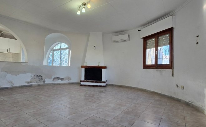 Herverkoop - Villa -
Torrevieja - Costa Blanca