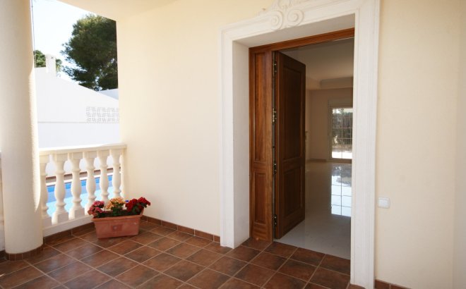Resale - Villa -
Cabo Roig - Costa Blanca