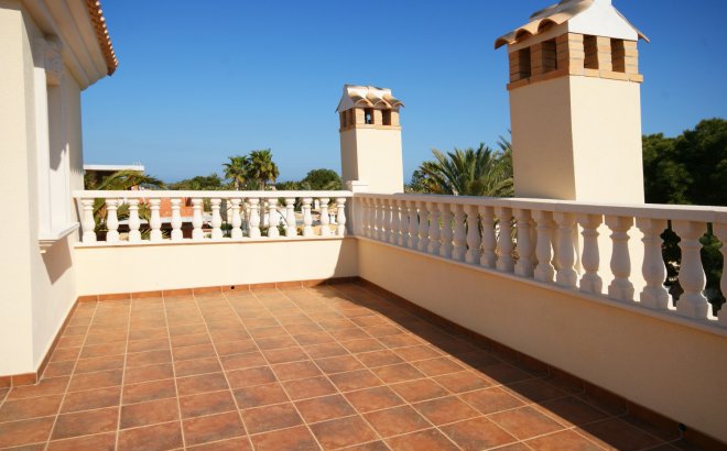 Resale - Villa -
Cabo Roig - Costa Blanca