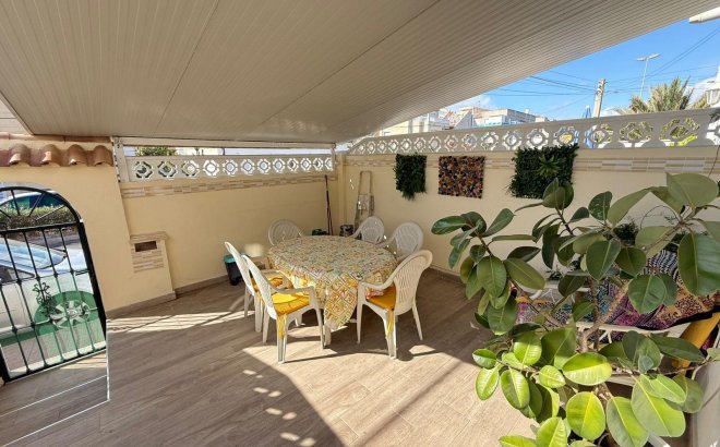 Revente - Town House -
Torrevieja - Calas Blanca