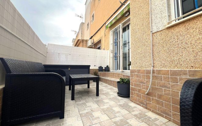 Resale - Bungalow -
Torrevieja - Los Balcones