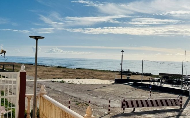 Resale - Apartment -
La Mata - Costa Blanca