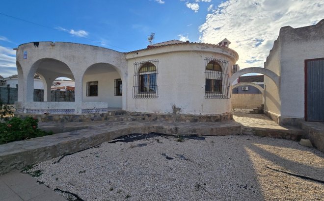 Herverkoop - Villa -
Torrevieja - Costa Blanca
