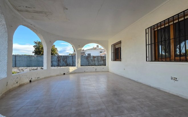 Herverkoop - Villa -
Torrevieja - Costa Blanca