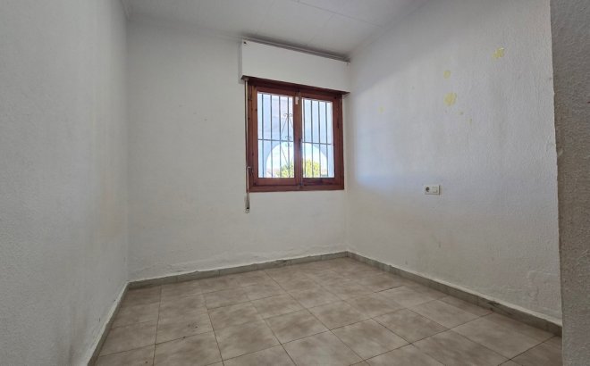 Herverkoop - Villa -
Torrevieja - Costa Blanca