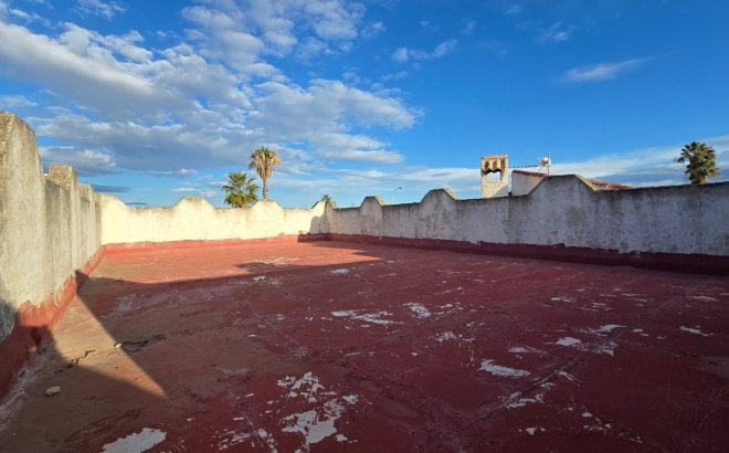 Herverkoop - Villa -
Torrevieja - Costa Blanca