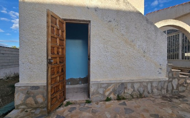 Herverkoop - Villa -
Torrevieja - Costa Blanca