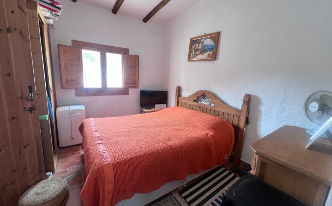 Resale - Country House -
Torremendo - Costa Blanca