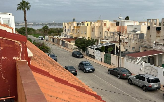 Resale - Bungalow -
Torrevieja - Costa Blanca