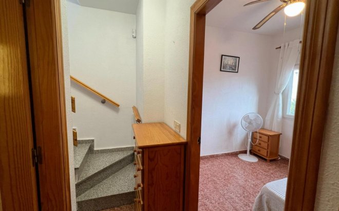 Resale - Bungalow -
Torrevieja - Costa Blanca