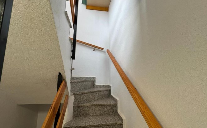 Resale - Bungalow -
Torrevieja - Costa Blanca