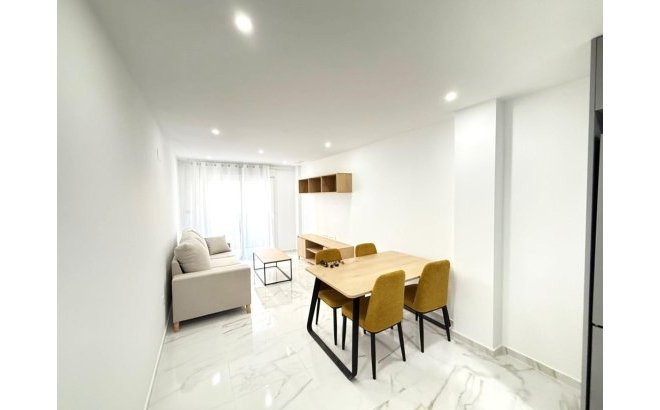 Resale - Apartment -
Torrevieja - PARQUE DE LAS NACIONES