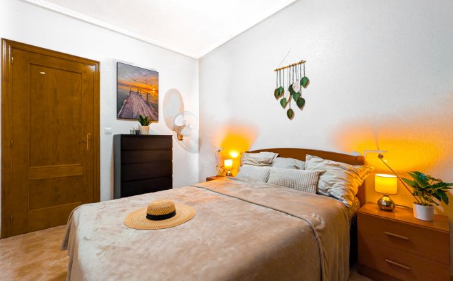 Resale - Apartment -
Torrevieja - Costa Blanca