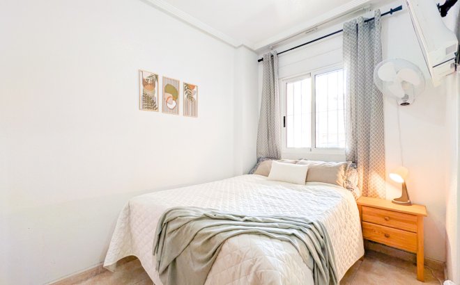Resale - Apartment -
Torrevieja - Costa Blanca