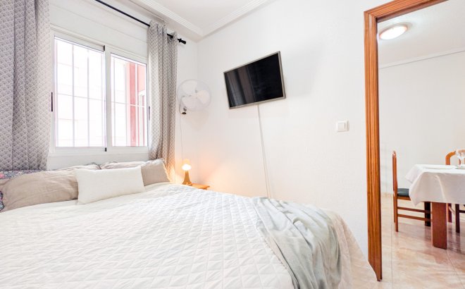 Resale - Apartment -
Torrevieja - Costa Blanca