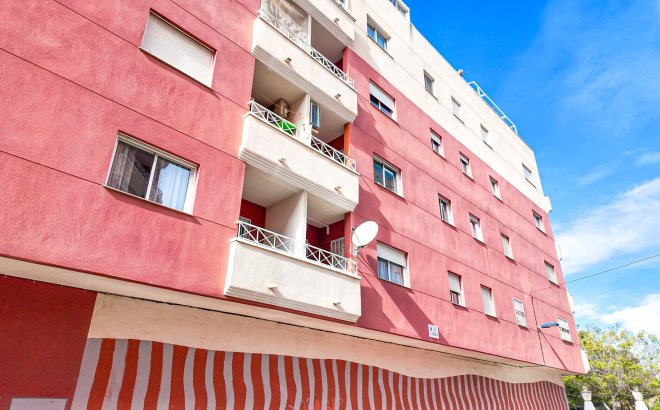 Resale - Apartment -
Torrevieja - Costa Blanca